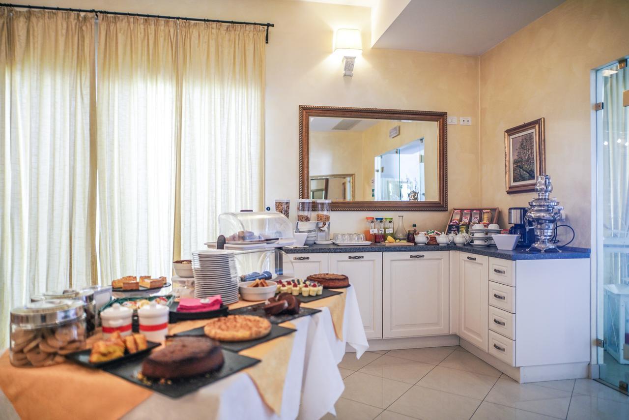 Borgo Dei Poeti Romantik Hotel Manerba del Garda